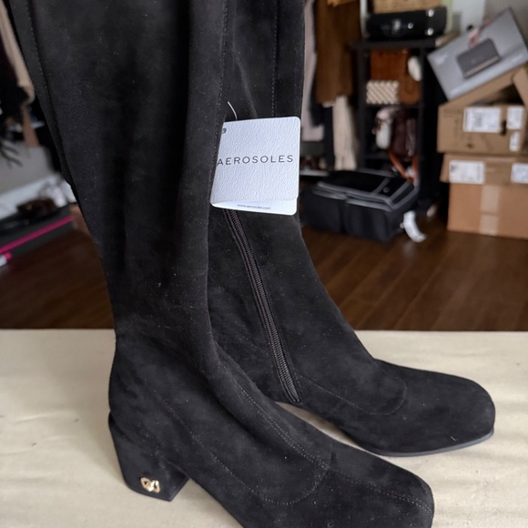 Over the knee boots - Picture 2 of 6